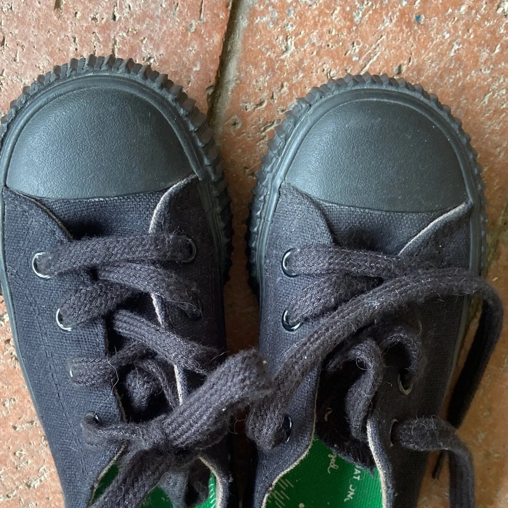 NBW P.F. Flyers Kids Black Canvas Sneakers - Picture 9 of 9